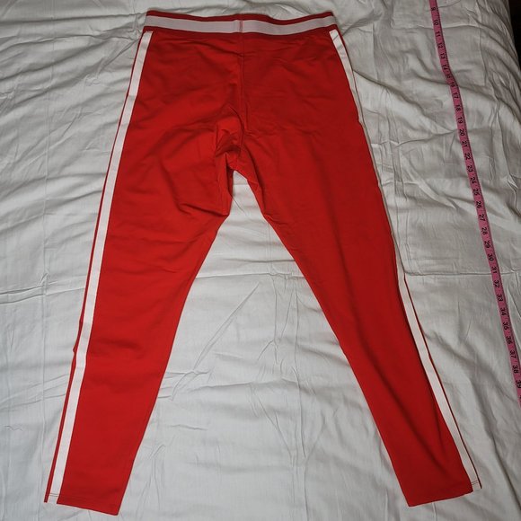 Hot Topic Yuri on Ice Leggings Size XL - Picture 8 of 11